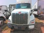 2017 Peterbilt 579 Semi Truck