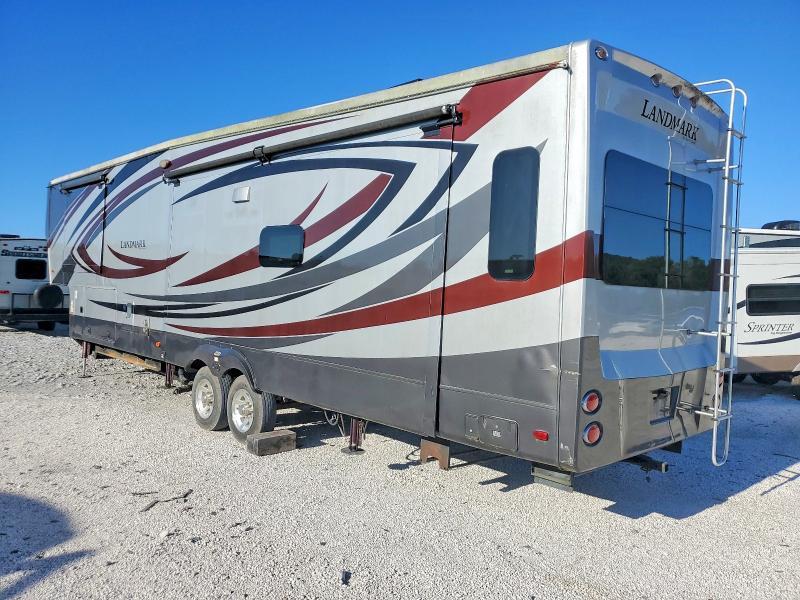 2015 Heartland Landmark Camper