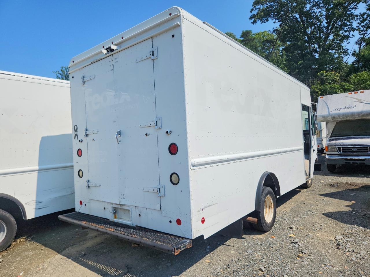 2013 Ford E450 Delivery Truck