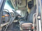 2010 Volvo VNL Semi Truck