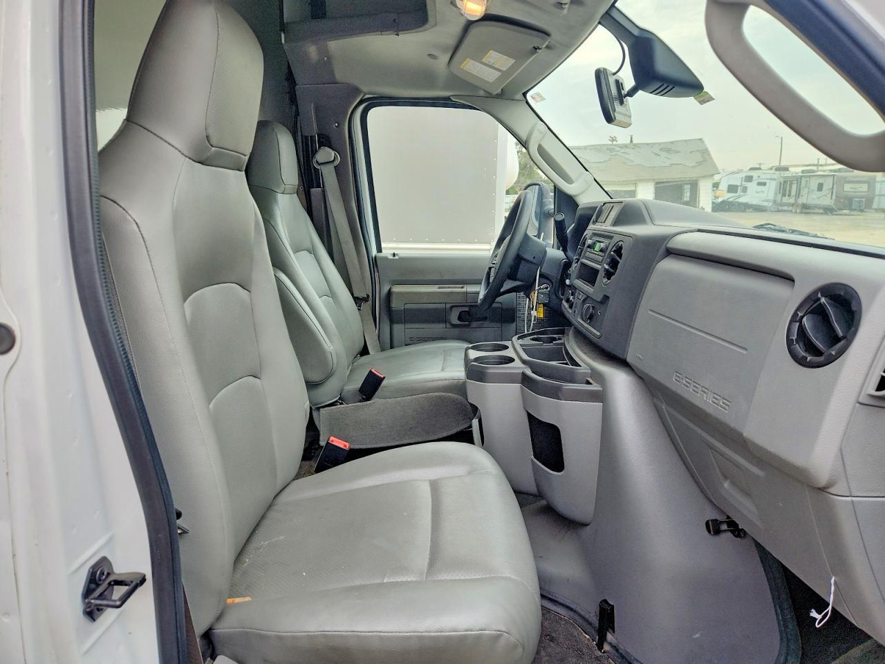 2024 Ford E350 Delivery Truck