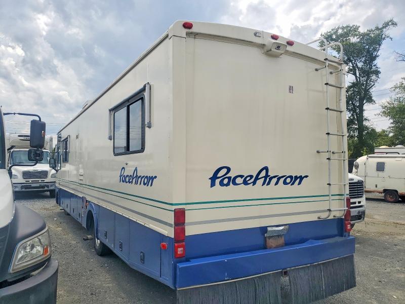 1996 Pace American Arrorr RV