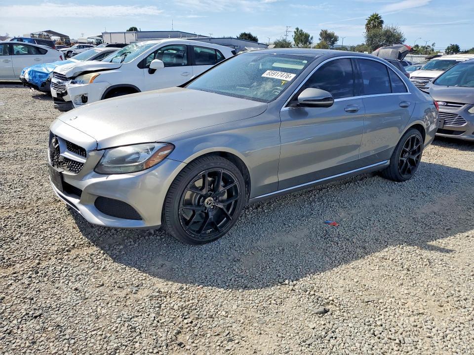 2015 Mercedes-Benz C300