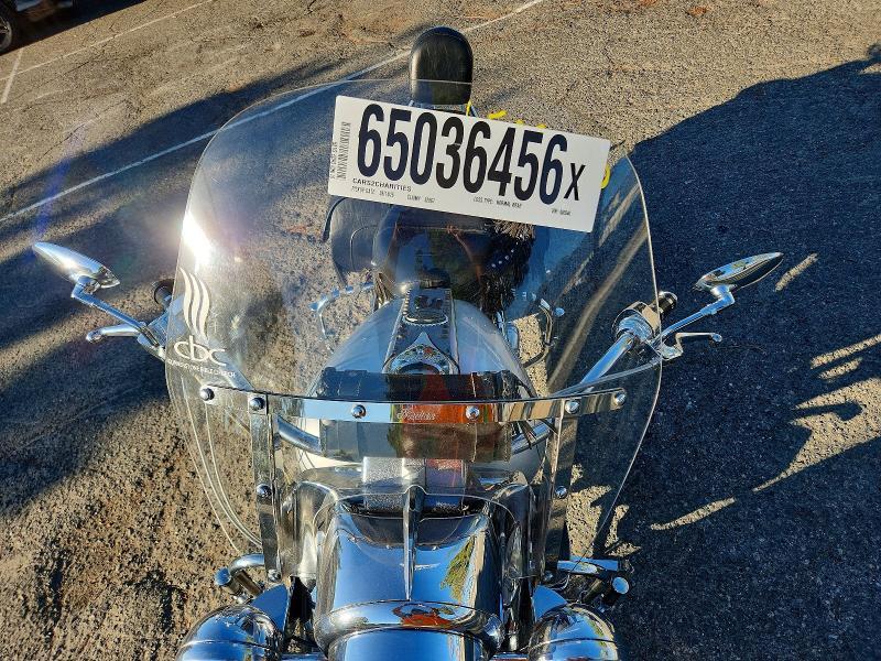 2001 Indian Motorcycle Co. Chief