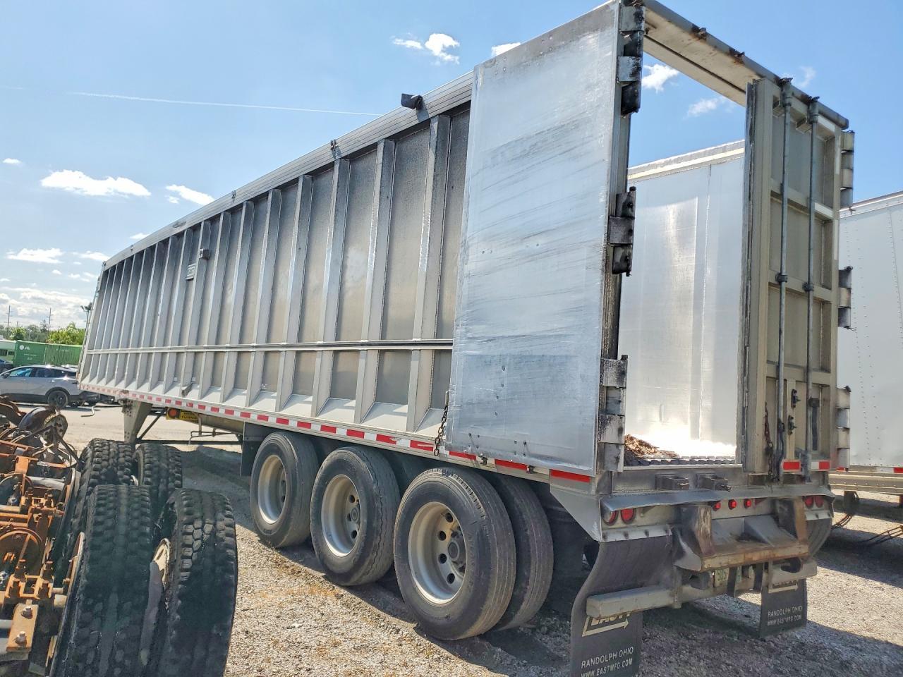 2018 East Manufacturing Walking Floor Trailer
