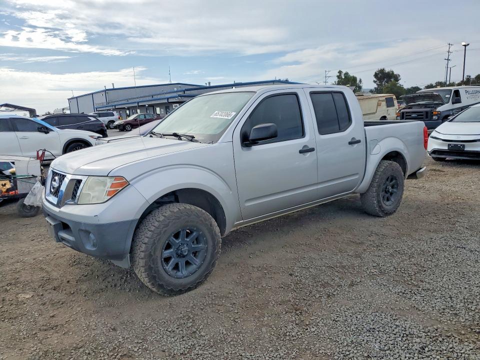 2014 Nissan Frontier S