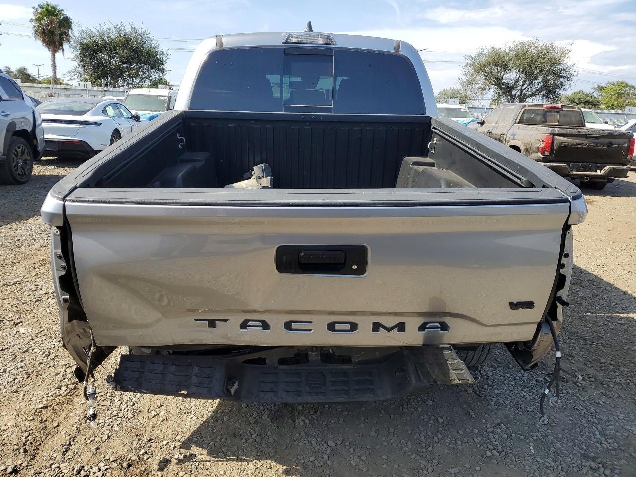 2021 Toyota Tacoma SR5 V6
