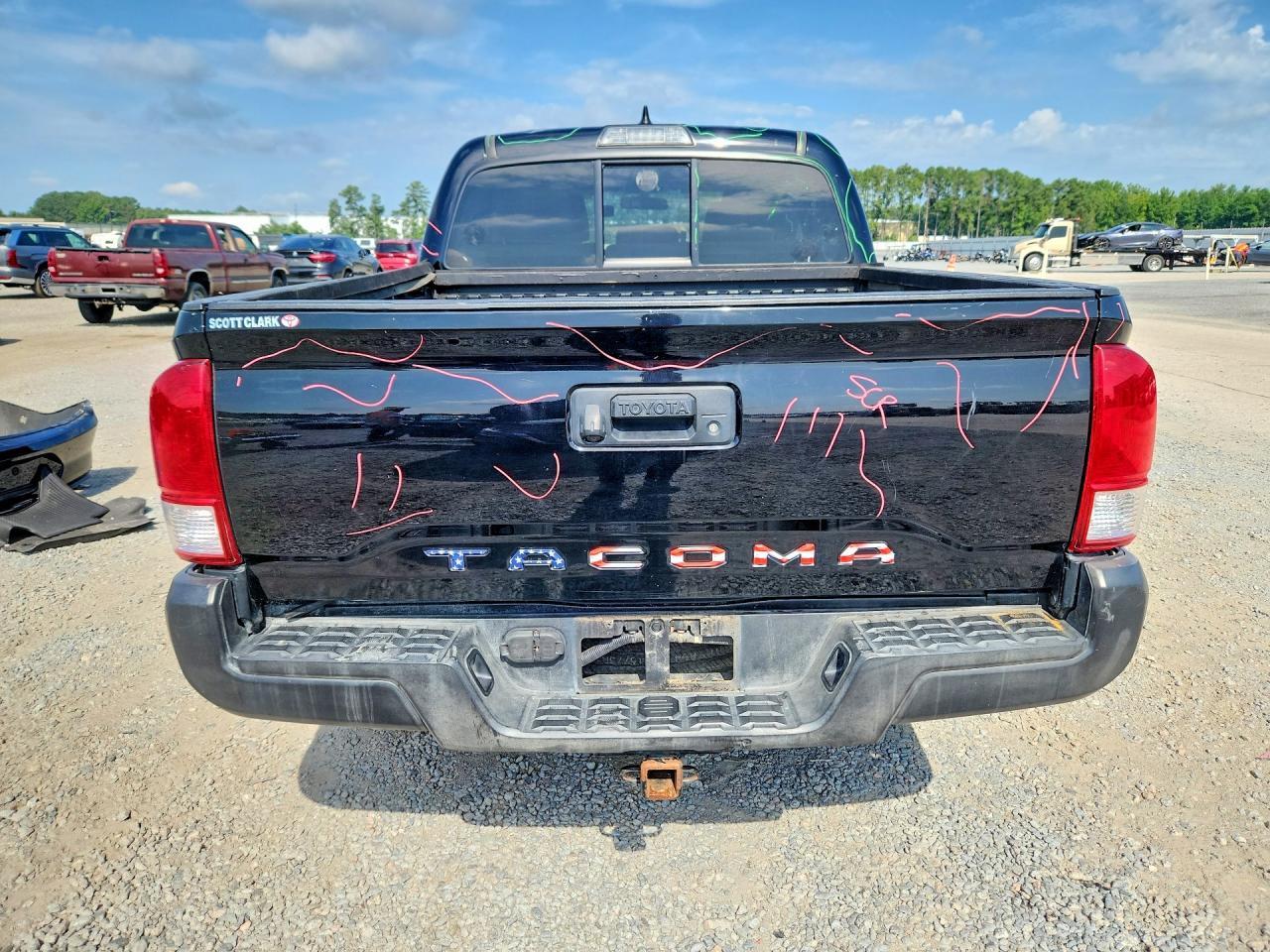 2017 Toyota Tacoma SR5