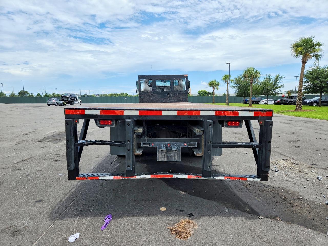 2019 Freightliner Business Class M2 Flatbed Truck