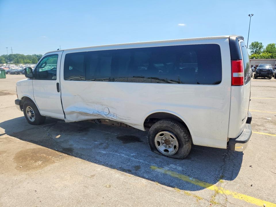 2017 Chevrolet Express G3500 LT