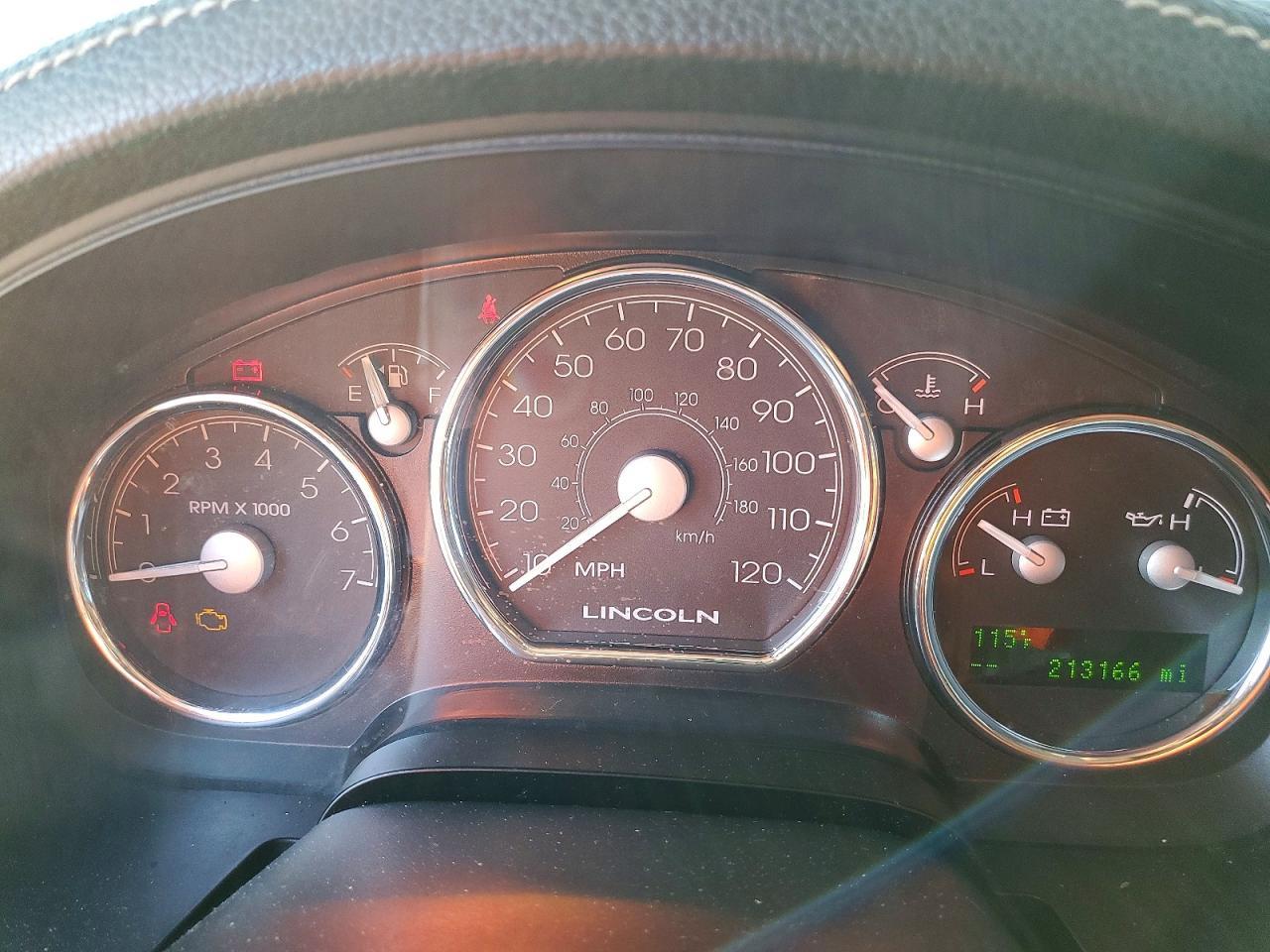 2006 Lincoln Mark LT