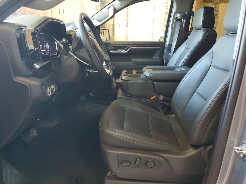 2026 GMC Sierra K1500 SLT