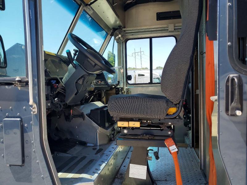 2020 Ford F59 Delivery Truck