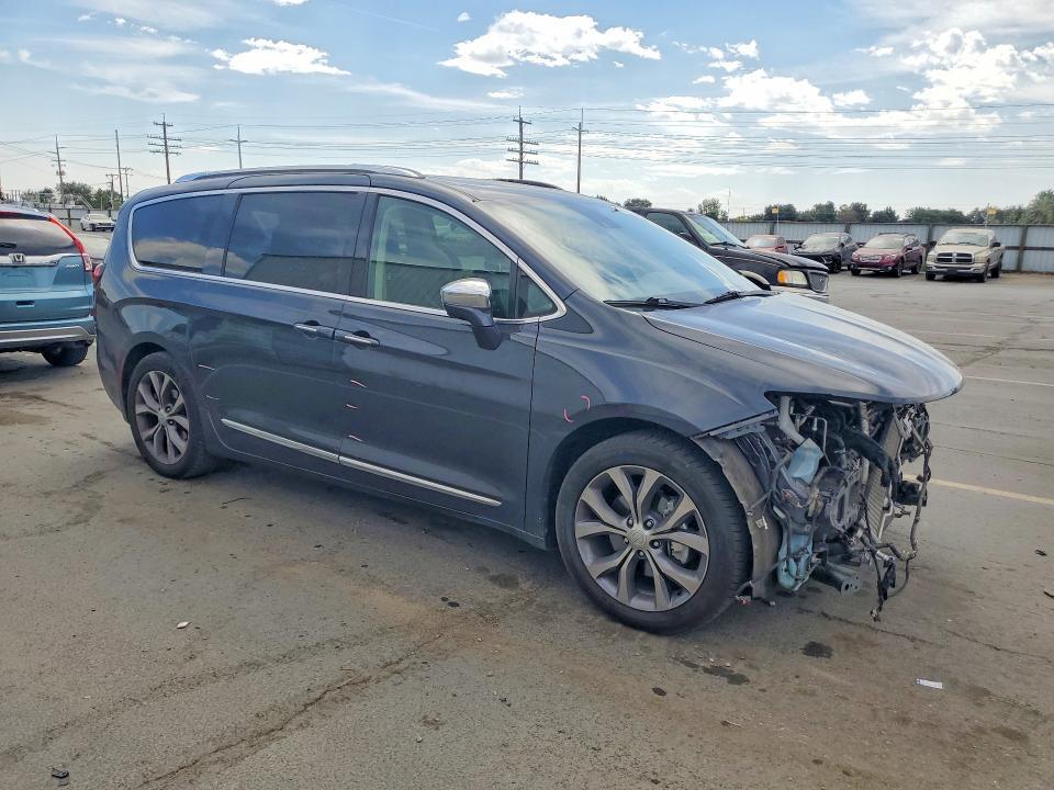 2019 Chrysler Pacifica Limited