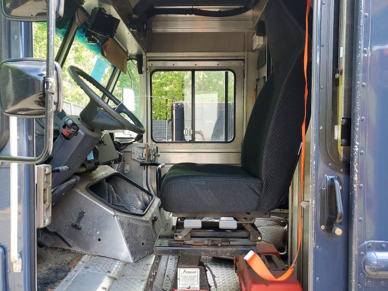 2021 Freightliner MT45G Chassis Delivery Truck
