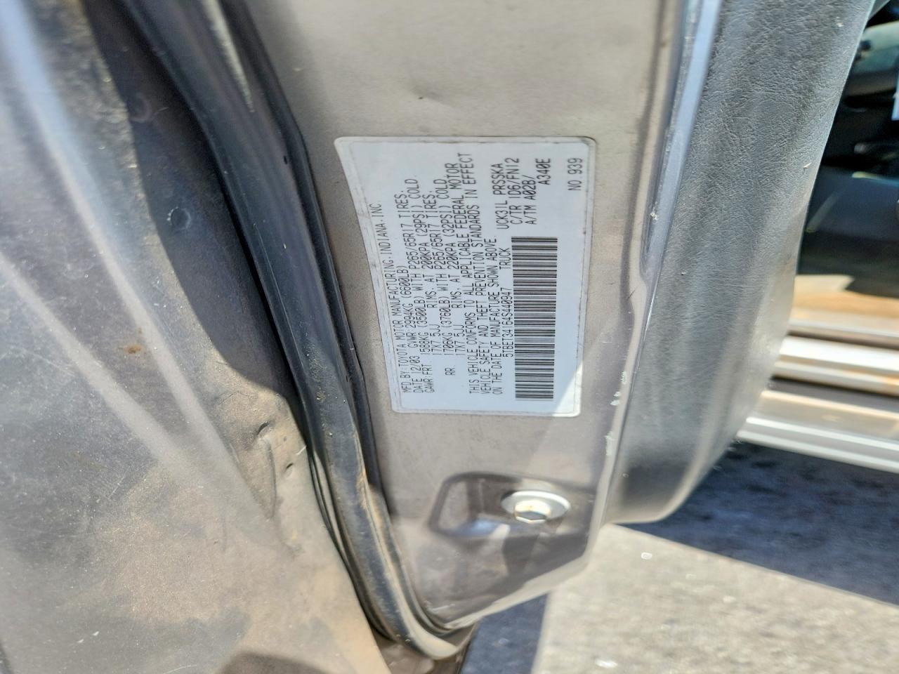 2004 Toyota Tundra SR5