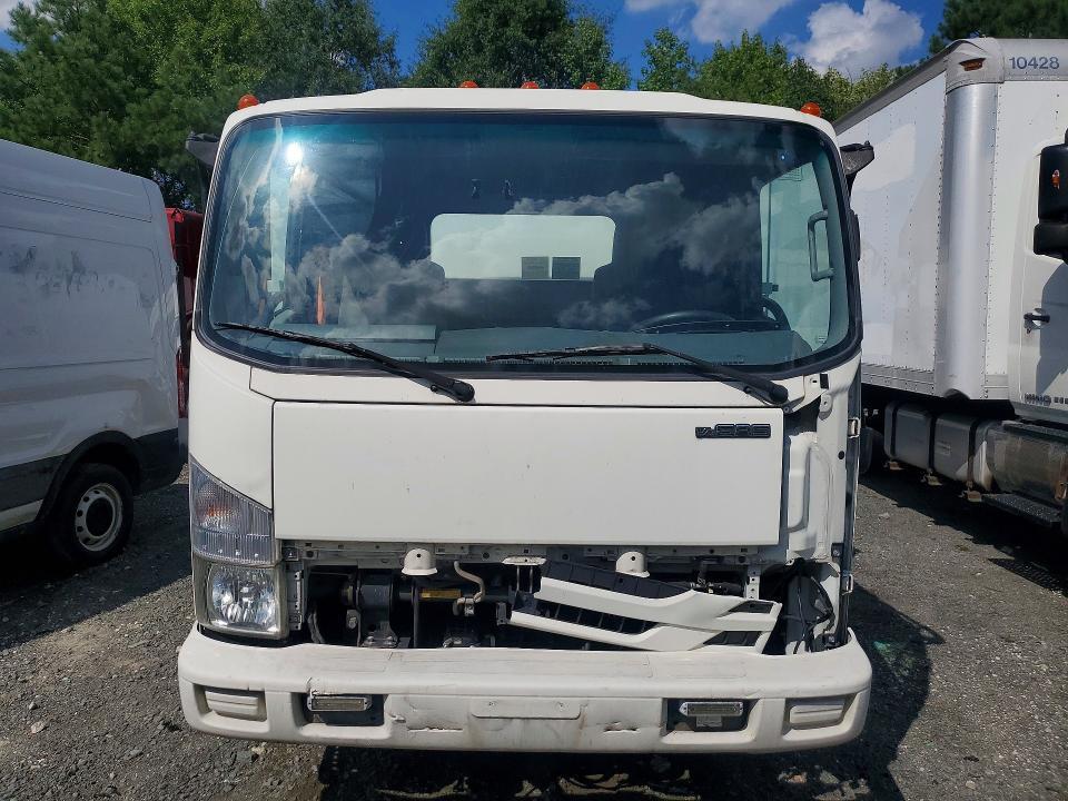 2016 Isuzu NPR HD