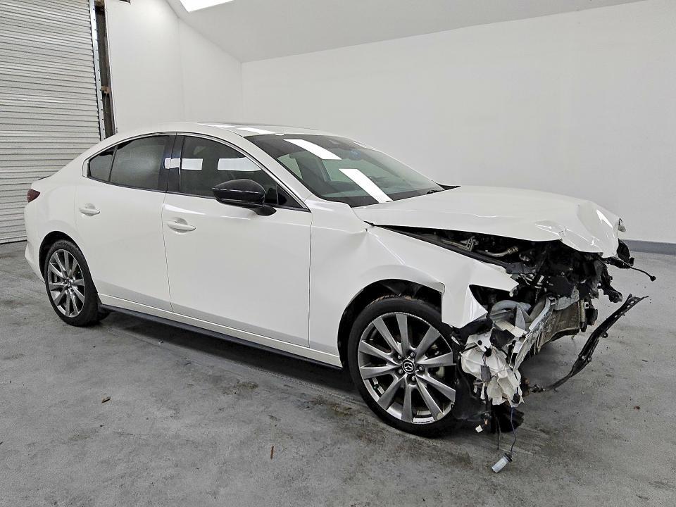 2020 Mazda 3 Premium