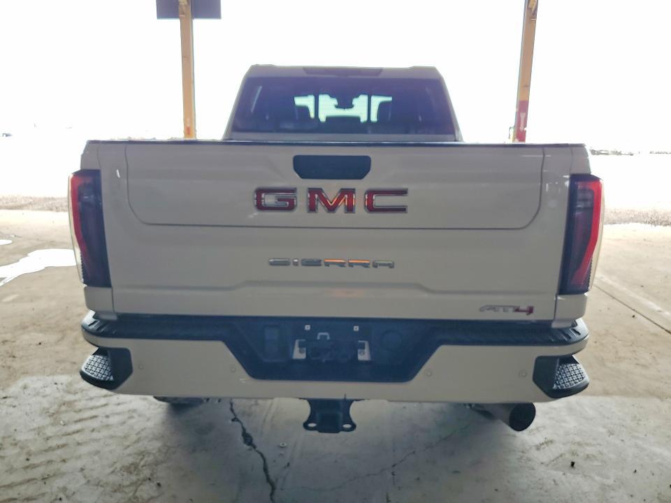 2024 GMC Sierra