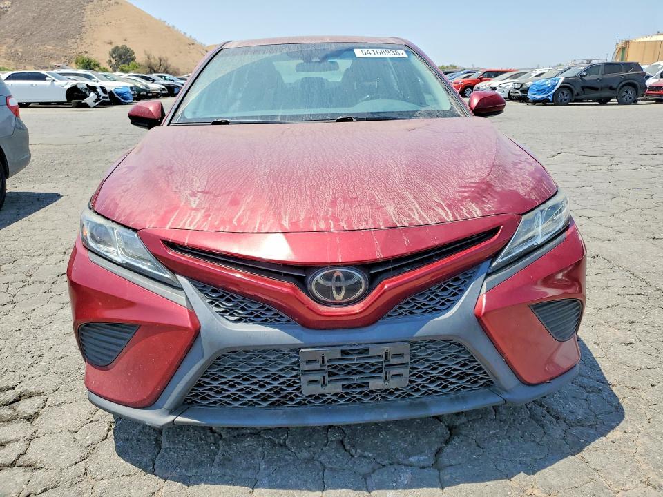2018 Toyota Camry se