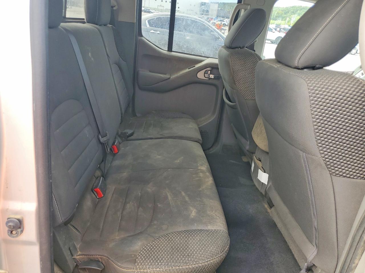 2019 Nissan Frontier Desert Runner