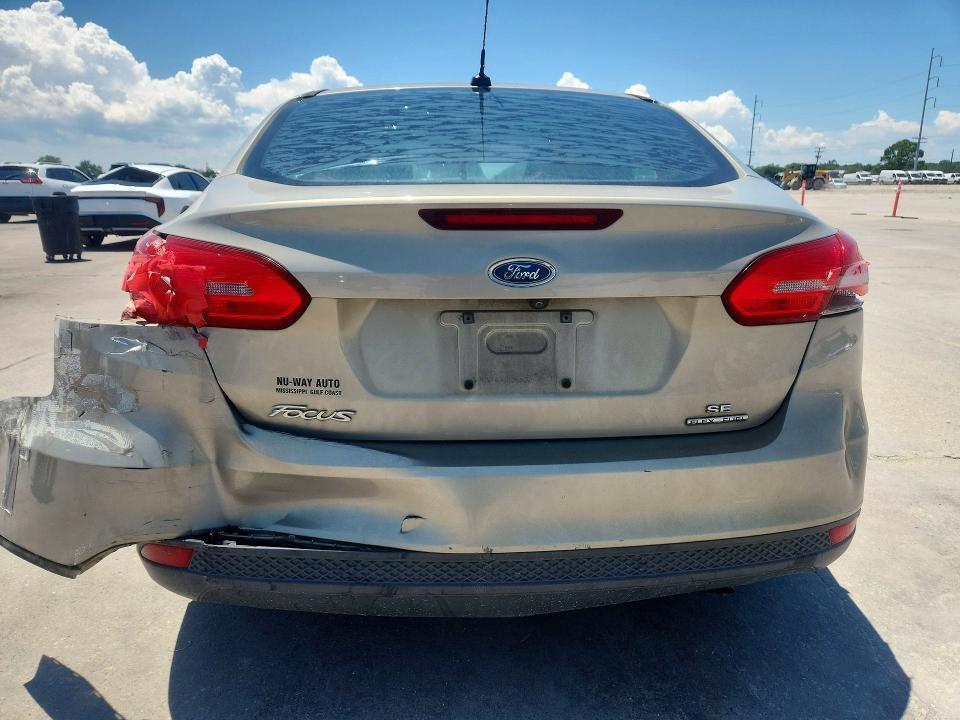 2016 Ford Focus se