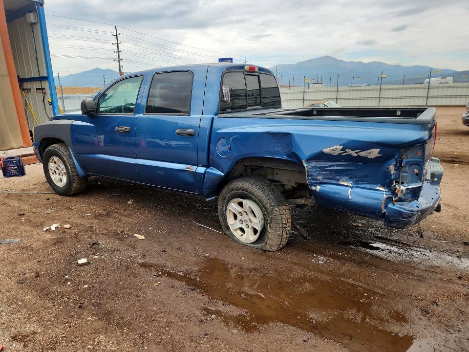 2005 Dodge Dakota Quad SLT