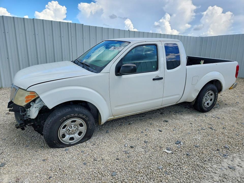 2015 Nissan Frontier S