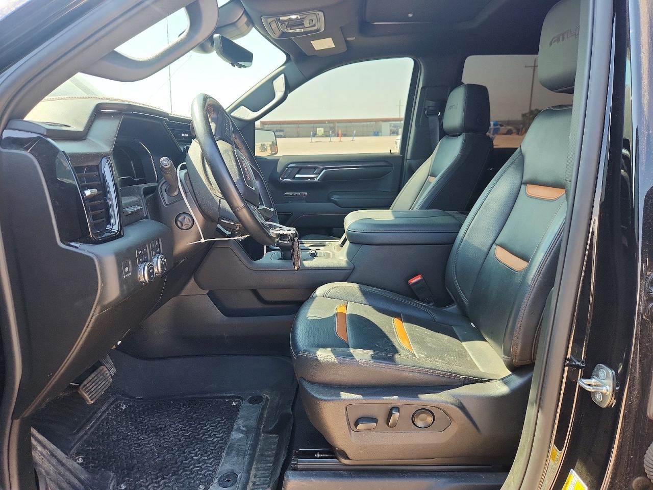 2024 GMC Sierra K1500 AT4