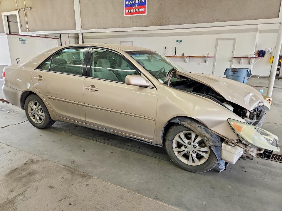 2005 Toyota Camry le V6