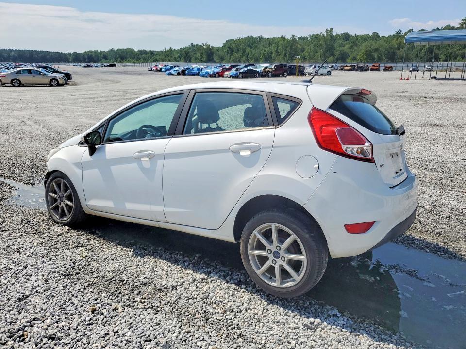 2016 Ford Fiesta SE