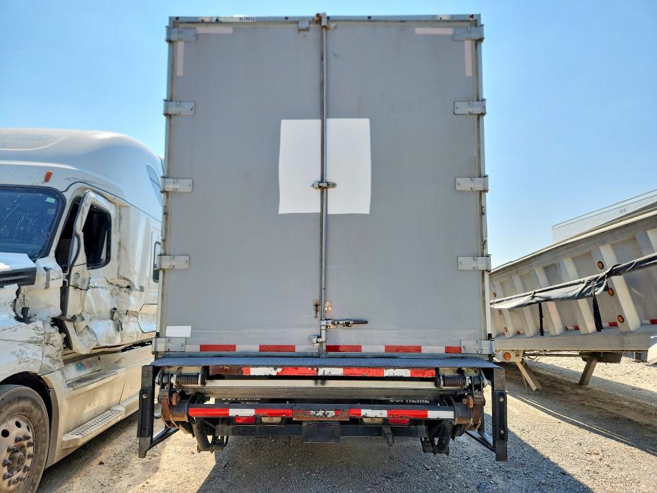2006 Freightliner Business Class M2 Refrigerated BOX Truck