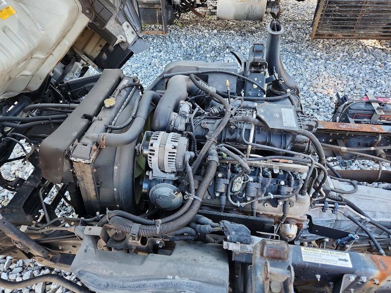 2019 Isuzu NPR HD