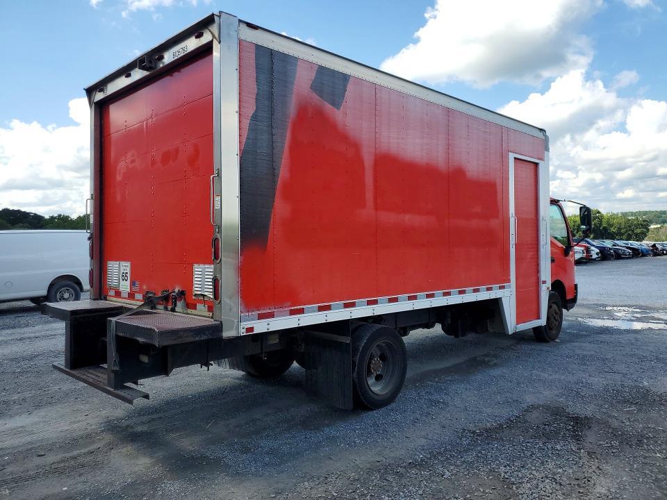 2017 Hino 195 BOX Truck