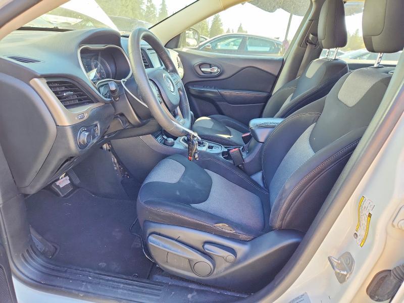 2015 Jeep Cherokee Sport