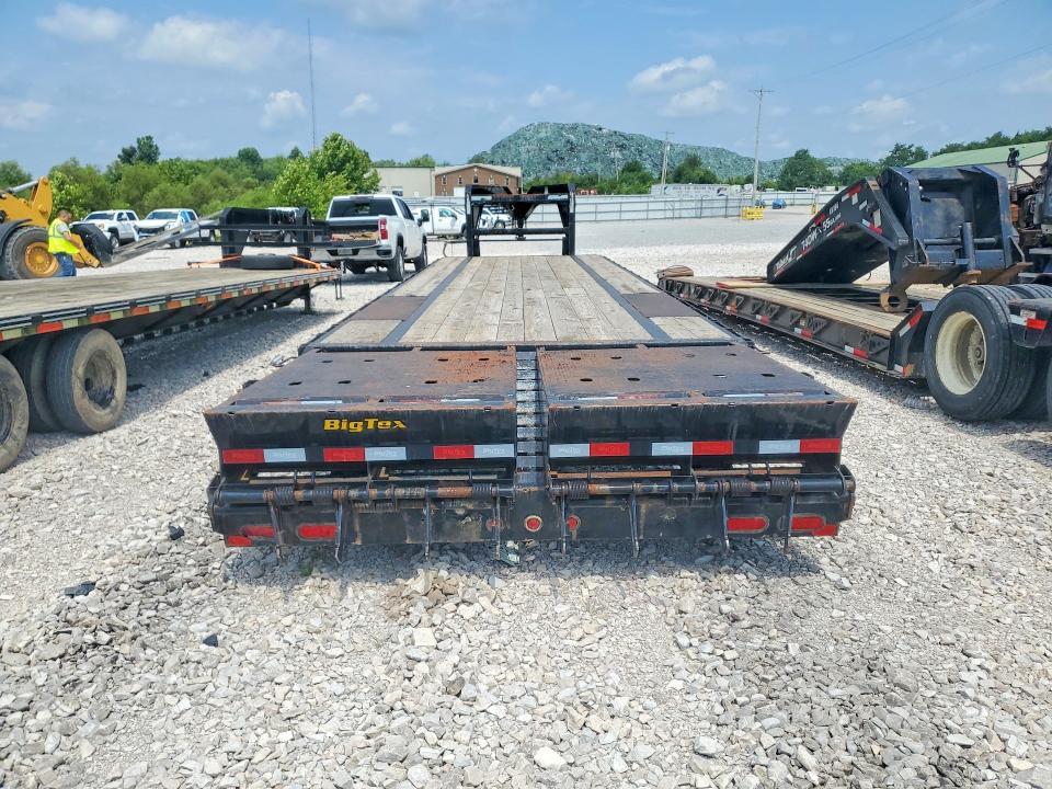 2022 Big Tex 14GN-28BK+5MR Equipment Trailer