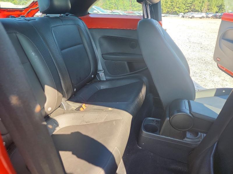 2016 Volkswagen Beetle se