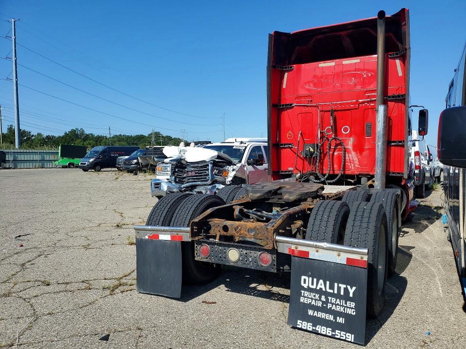 2011 International Prostar Semi Truck
