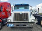 2000 International 9400I Semi Truck
