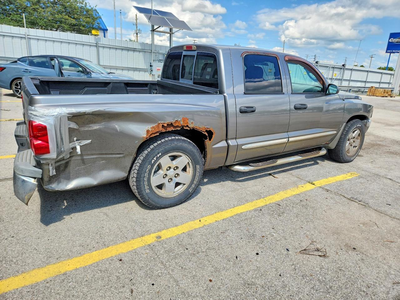 2005 Dodge Dakota Quad Laramie