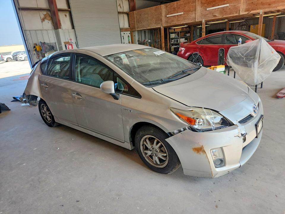 2010 Toyota Prius II