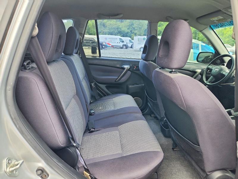 2004 Toyota Rav4 Base