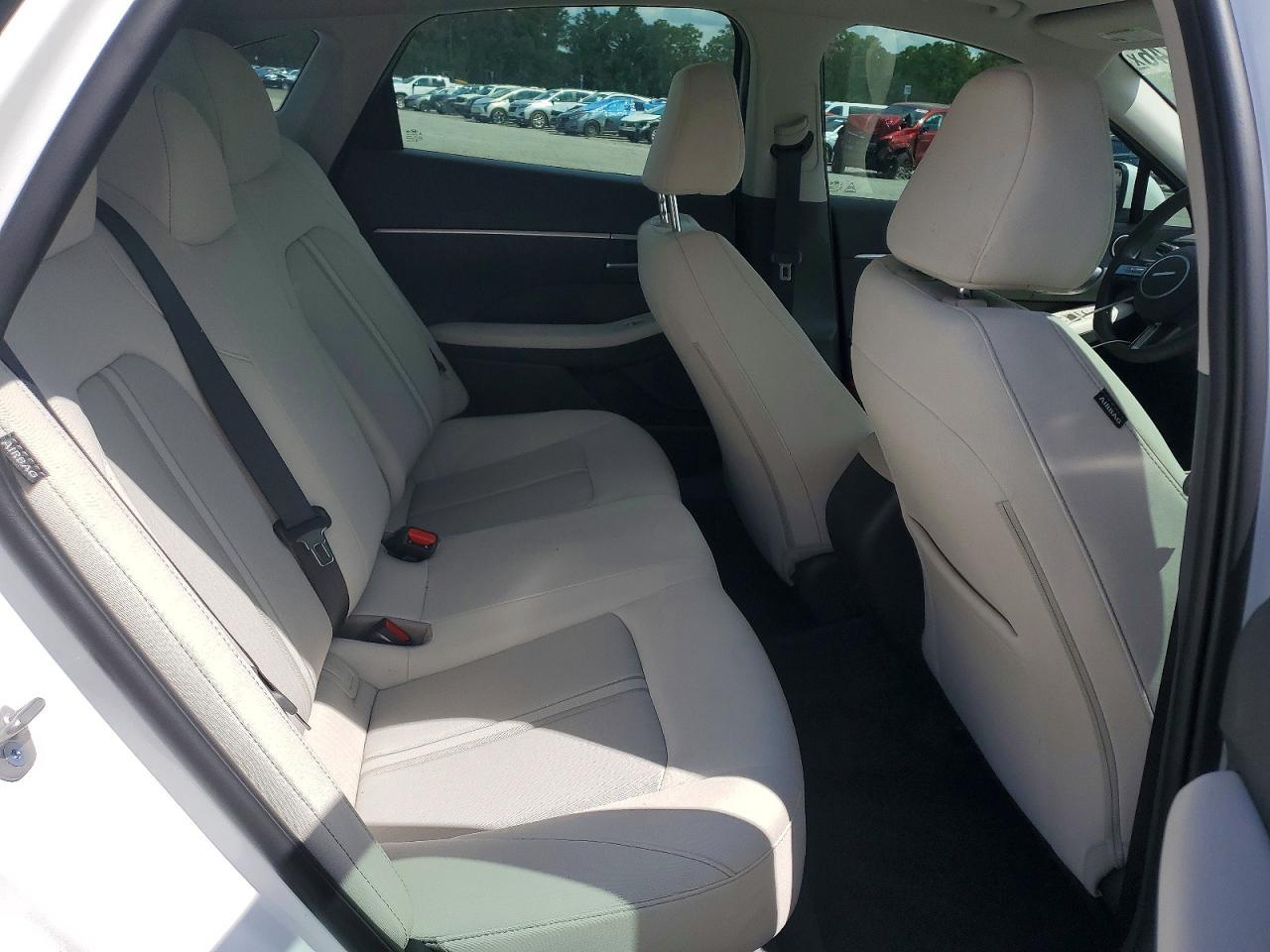 2025 Hyundai Sonata se