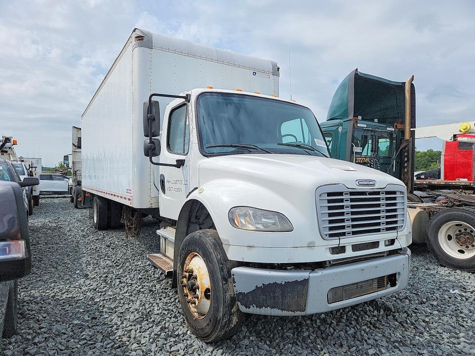 2017 Frht - Freightliner 2017 Freightliner Business Class M2 BOX Truck