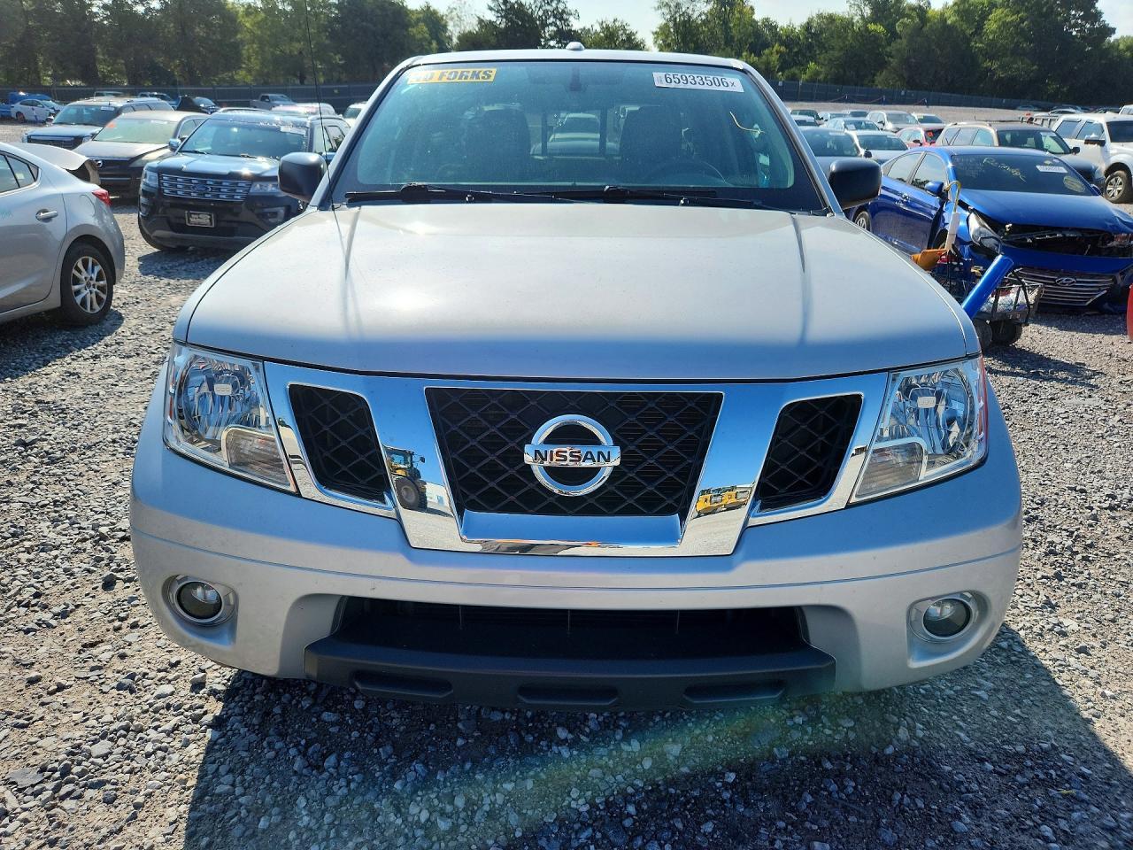 2016 Nissan Frontier SV