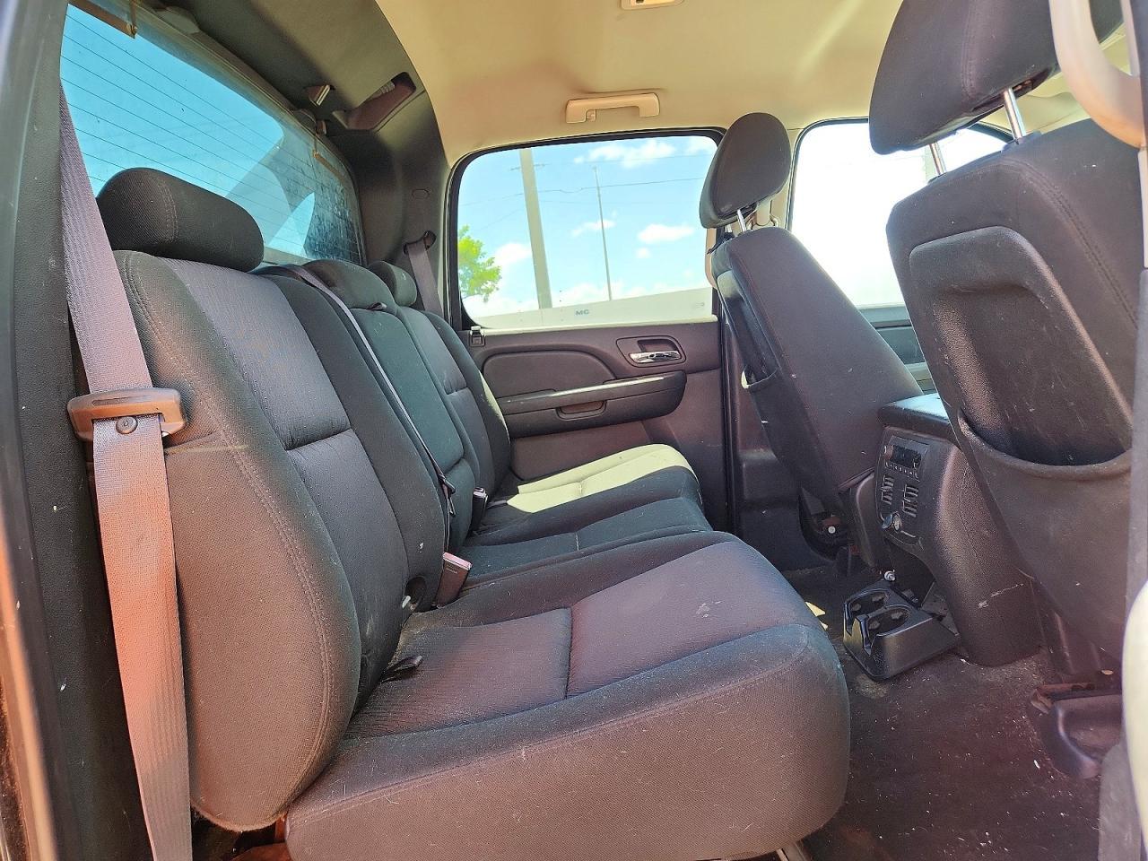 2012 Chevrolet Avalanche LS