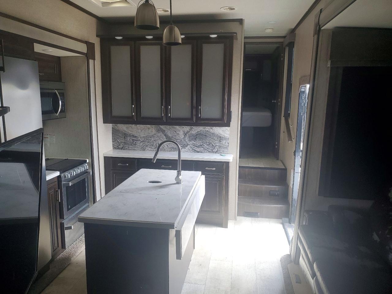2020 Grandesign MOMENS351M