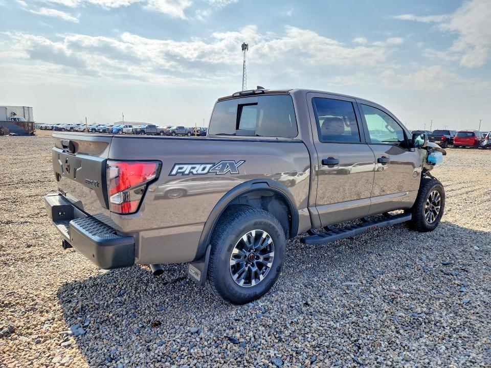 2024 Nissan Titan PRO-4X