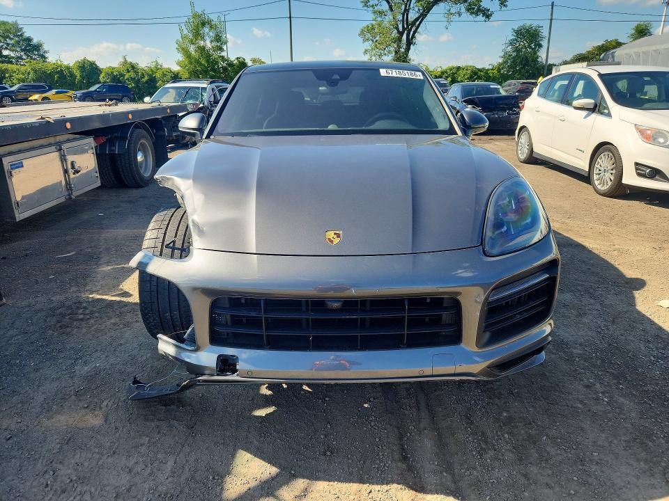 2021 Porsche Cayenne GTS Coupe