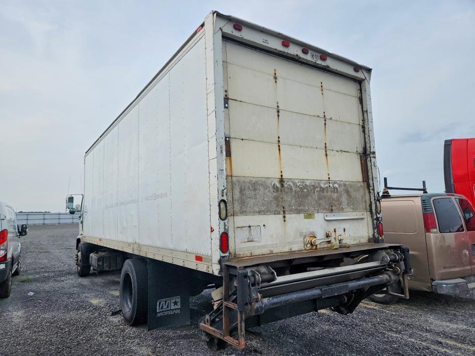 2005 Isuzu T7F BOX Truck